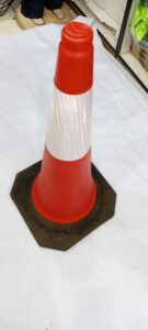 Road Safety Traffic Cones 75cm Reflective Warning,Caution